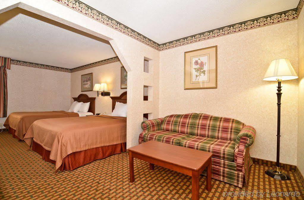 Best Western Bradbury Inn & Suites Перри Экстерьер фото