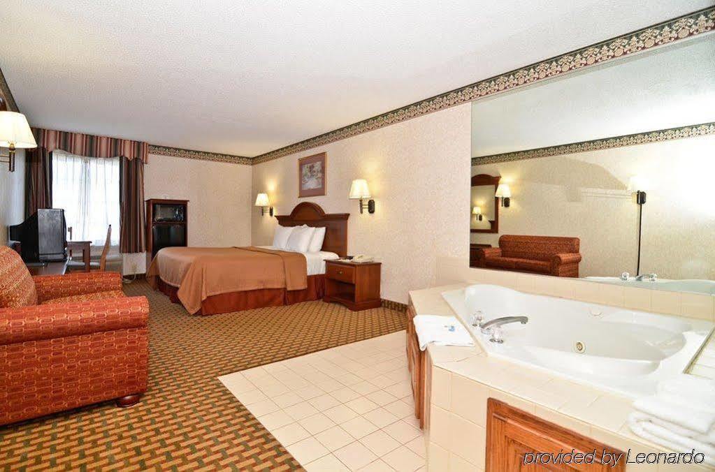 Best Western Bradbury Inn & Suites Перри Экстерьер фото